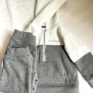 Calvin Klein Toddler Boy Sweatsuit ▫️